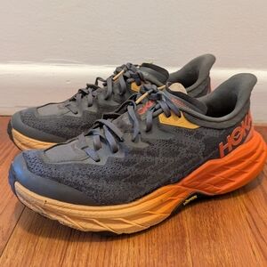 Hoka Speedgoat 5